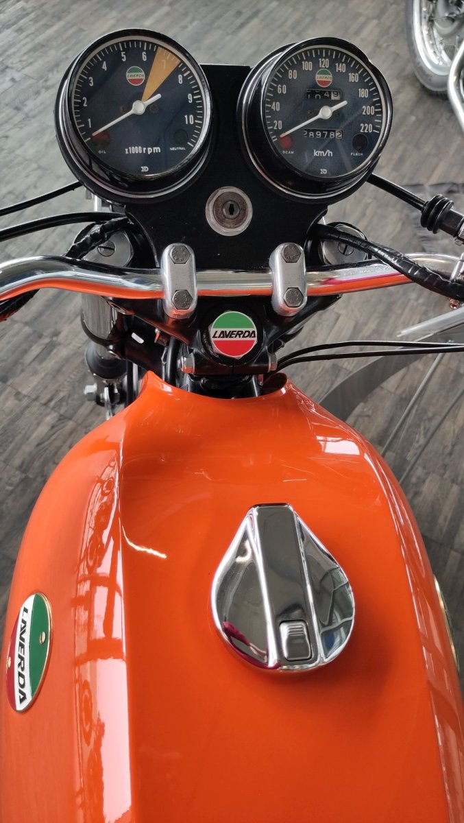 750_orange_3.jpg